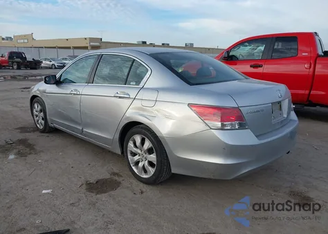 2008 Honda Accord 2.4 Lx z USA, uszkodzony, nr VIN 1HGCP26308A123780